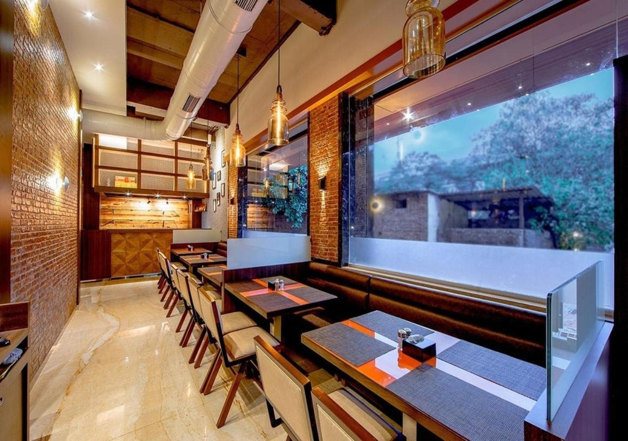 Hotel Laxvas Thane Ngoại thất bức ảnh